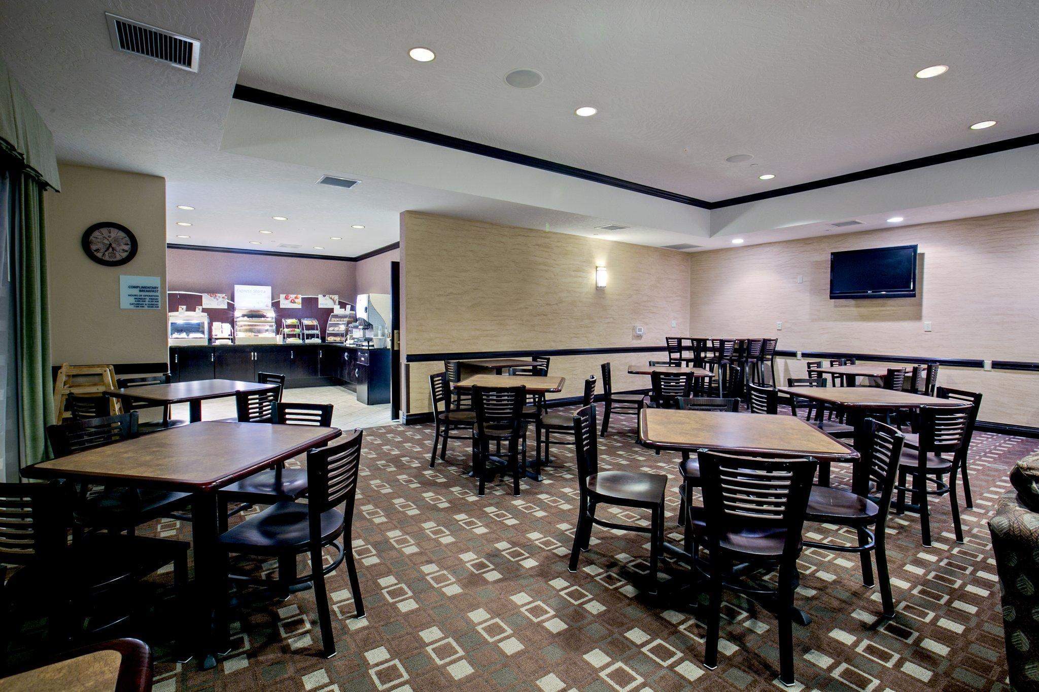 Holiday Inn Express & Suites - Green Bay East By Ihg Экстерьер фото