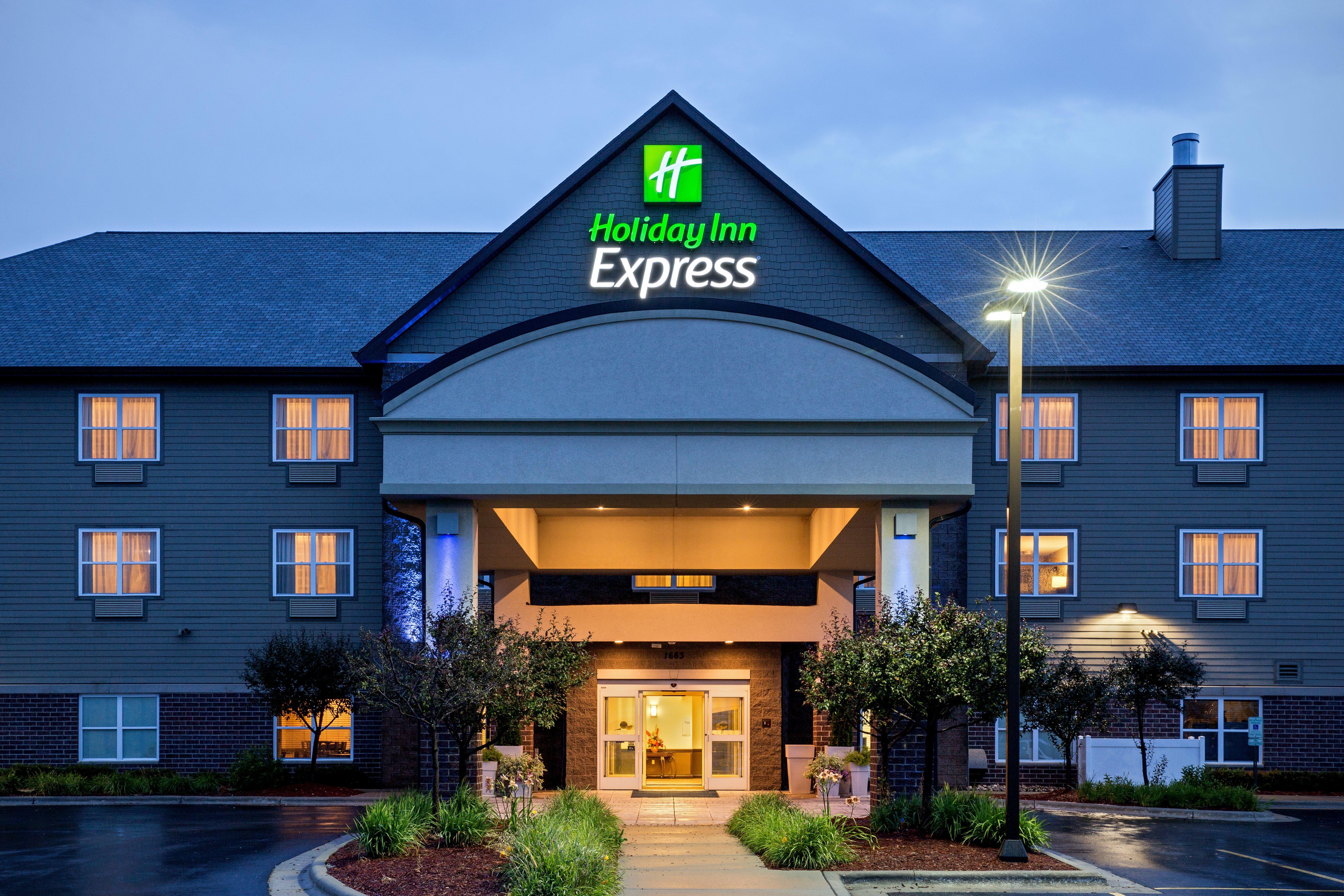 Holiday Inn Express & Suites - Green Bay East, An Ihg Hotel Экстерьер фото